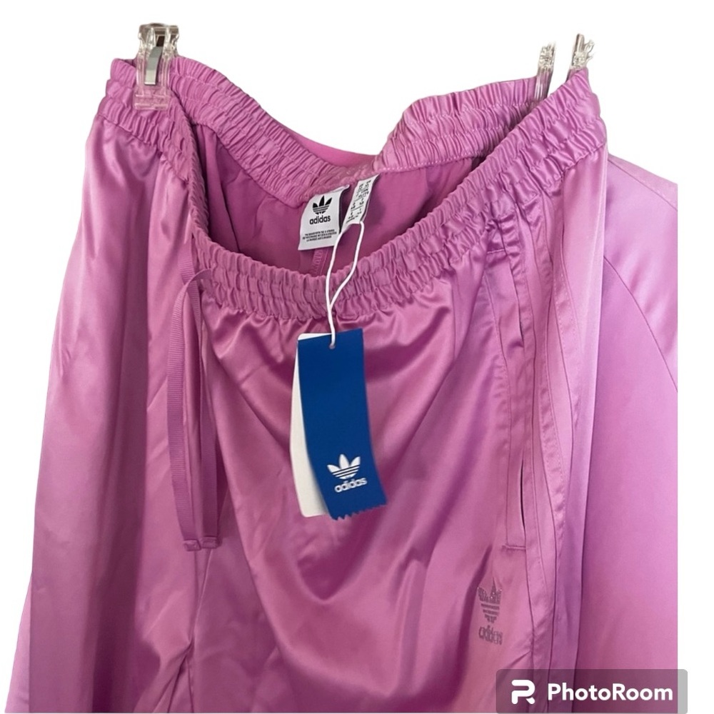 NWT Adidas 2 Piece Outfit - Picture 12 of 14
